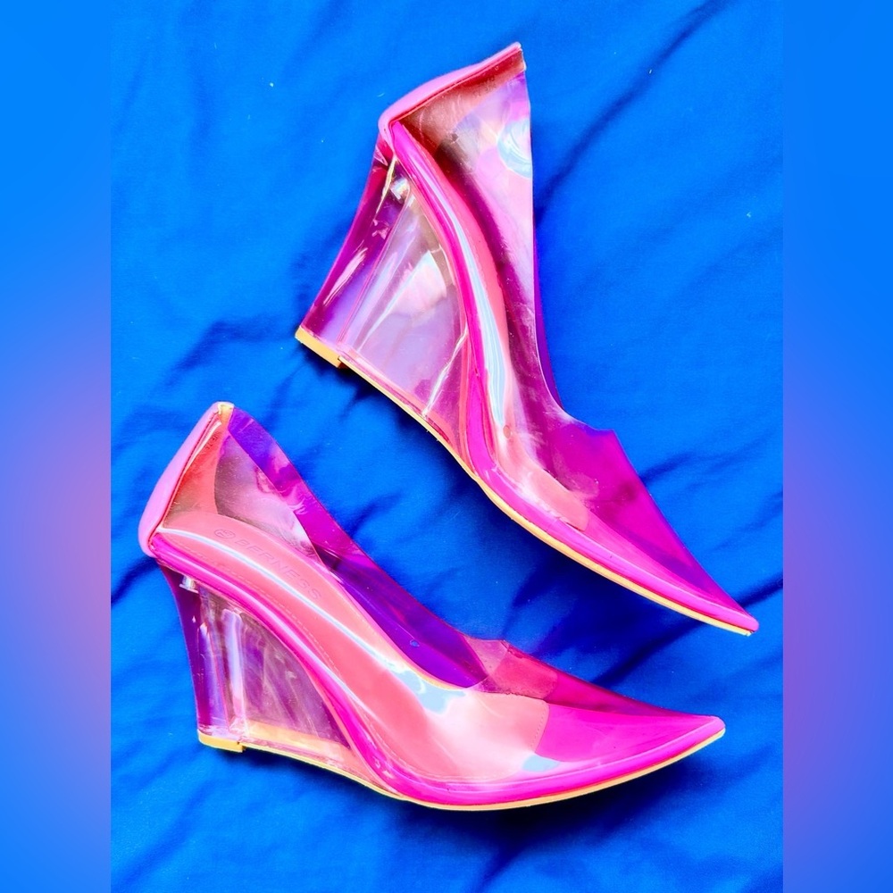 Berness Pink Plastic Lucite Cap-Toe Wedges, US Size 7.5